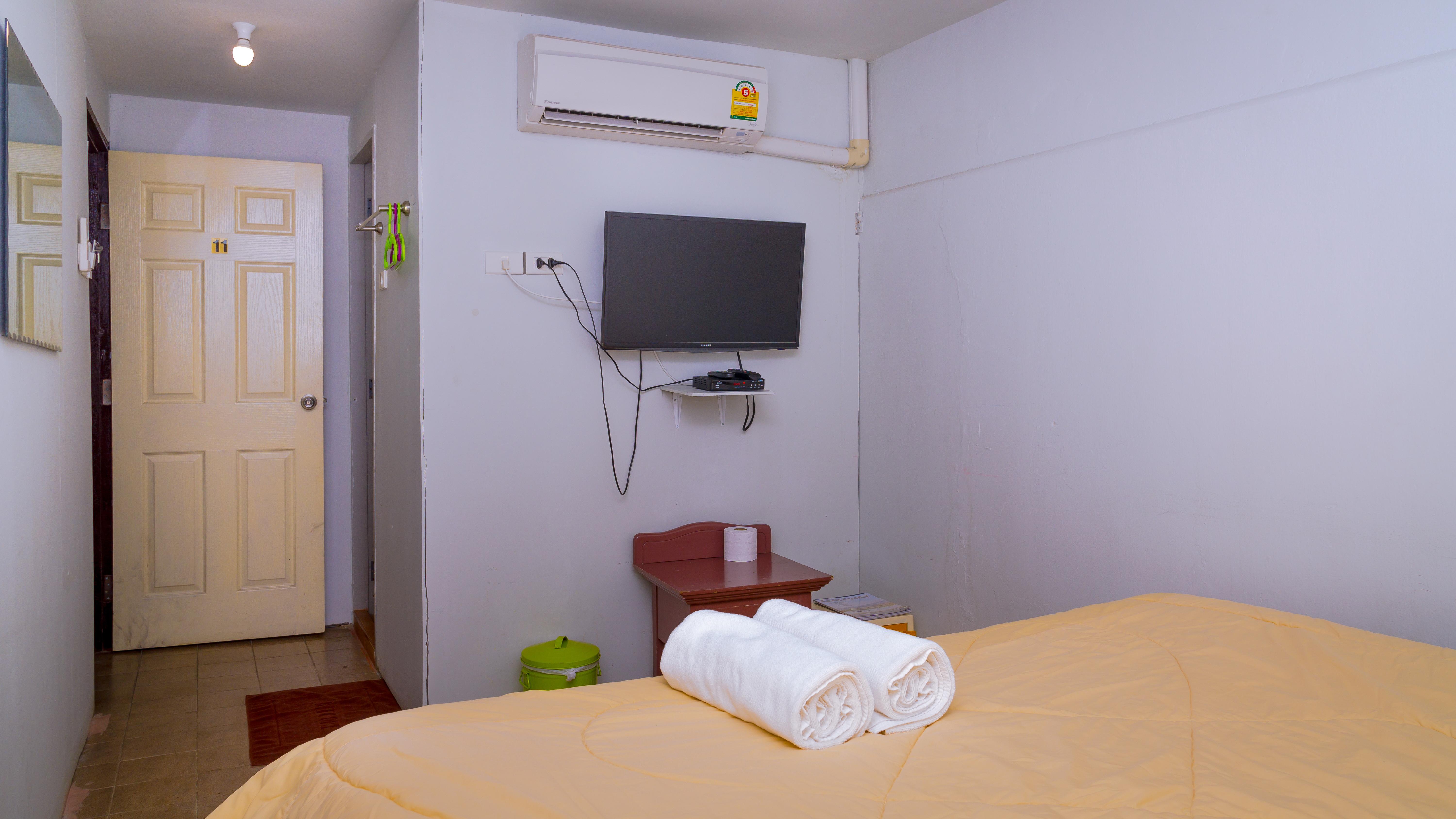 Gotum Hostel 1 Пхукет Экстерьер фото