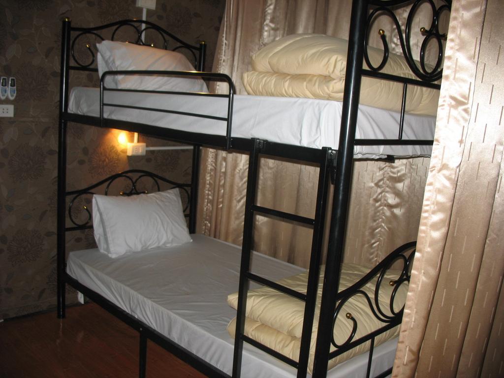Gotum Hostel 1 Пхукет Экстерьер фото