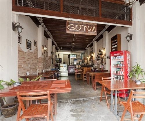 Gotum Hostel 1 Пхукет Экстерьер фото